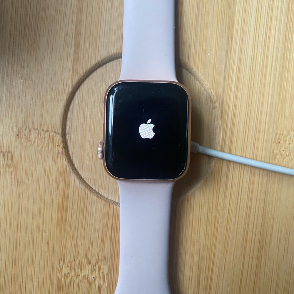 Rose Gold 4th Generation Apple Watch